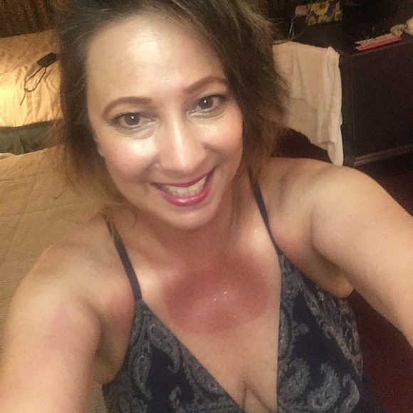 I ❤️ accessories - jewelry, hats, scarves n boots. - Picture 5 of 9